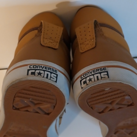 Unisex Converse Cons Sneakers - Picture 7 of 8